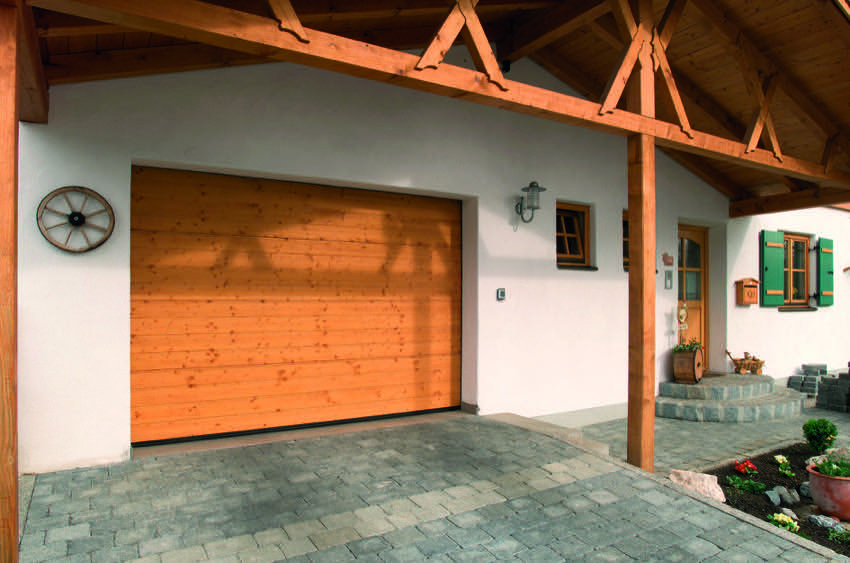 s-ribbed-nordic-pine-sectional-garage door